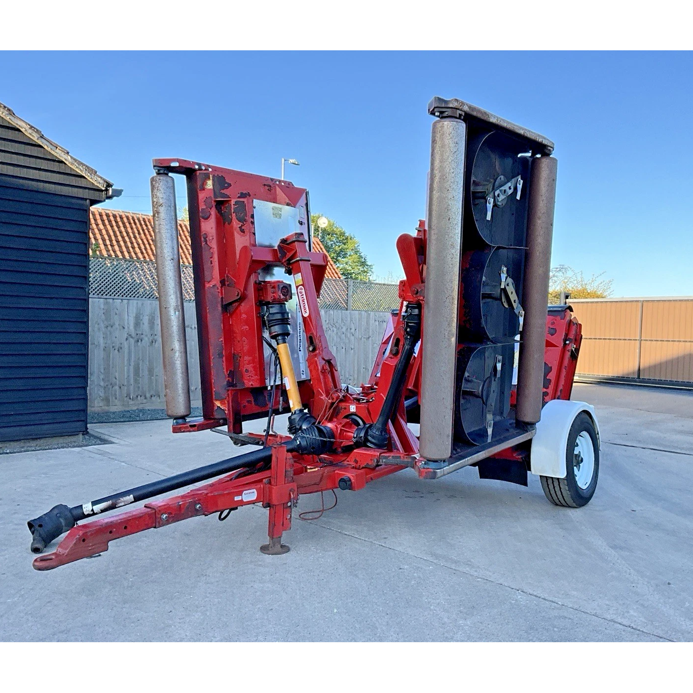 2007 TRIMAX PEGASUS 493 S2 4.93M WIDE AREA TRAILED BATWING MOWER